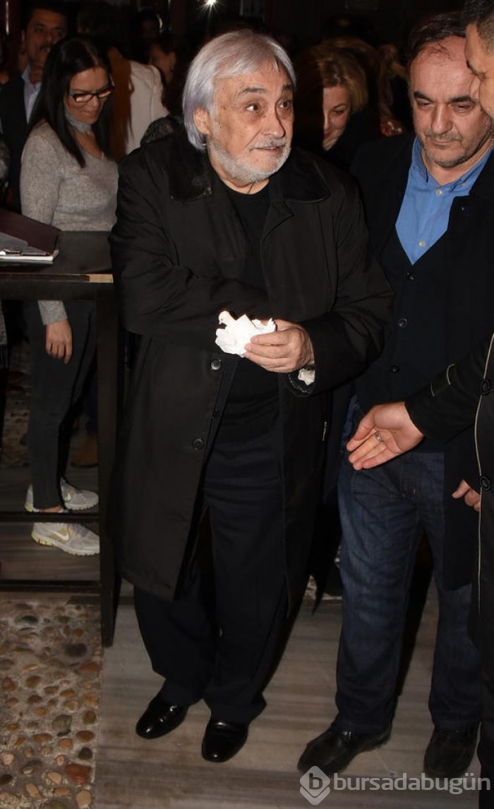 Birce Akalay'dan sürpriz doğum günü! 