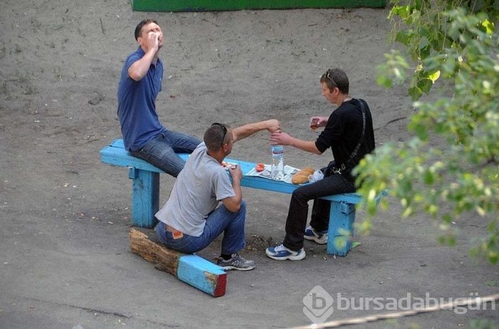 10 yıl boyunca aynı bankta yaşananlar! 