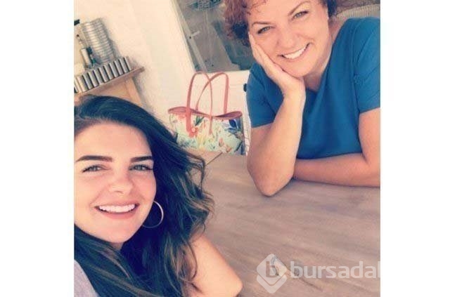 Ünlüler ve anneleri