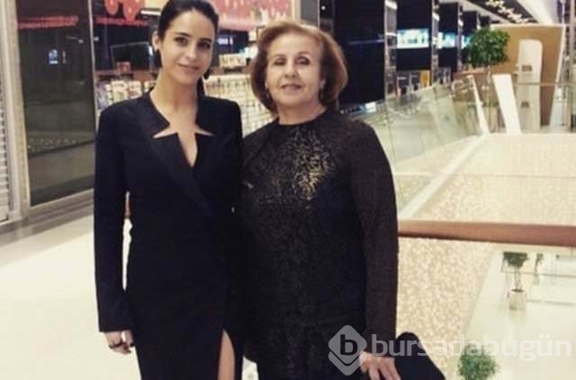 Ünlüler ve anneleri