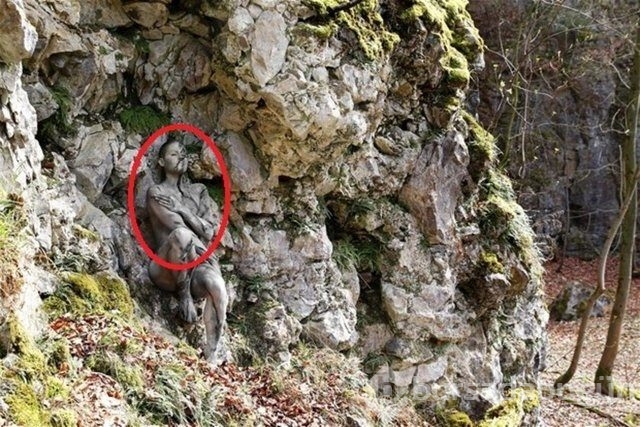 Fotoğraflara iyi bakın, ne görüyorsunuz?