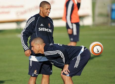 Sporcuların düştükleri komik haller