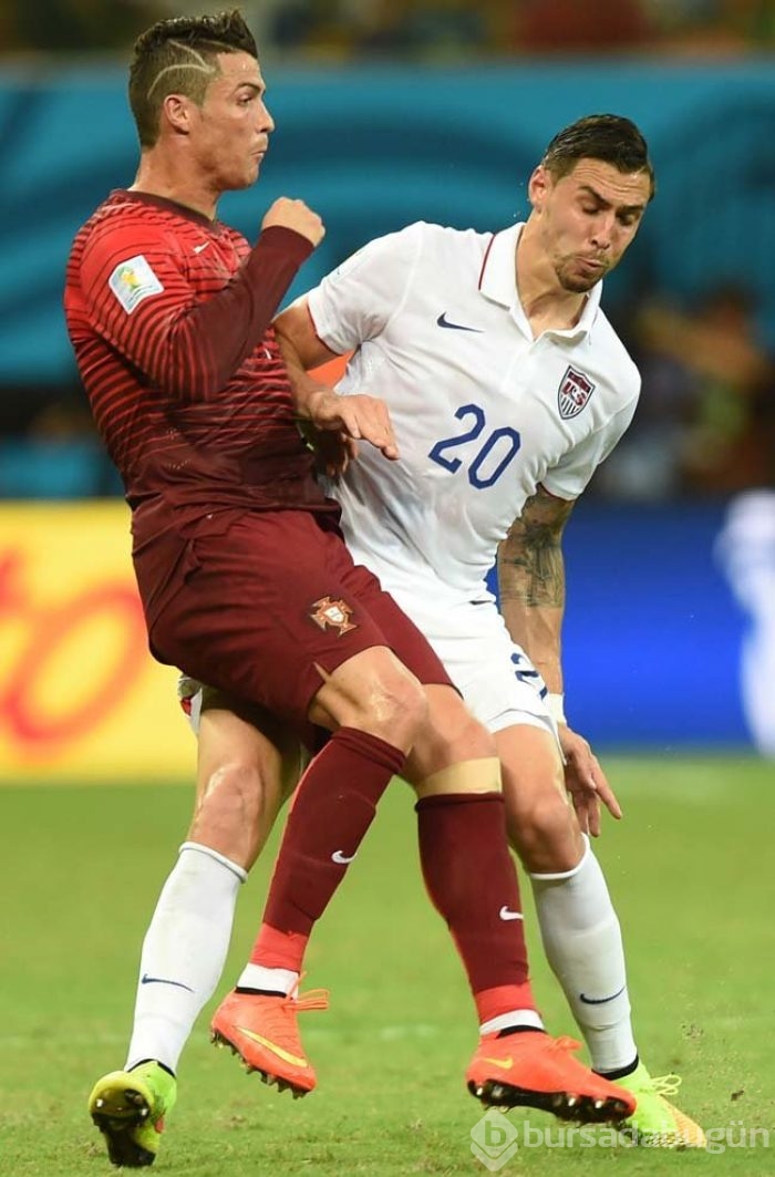 Sporcuların düştükleri komik haller