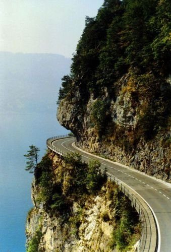 Dünyadaki en ilginç yollar
