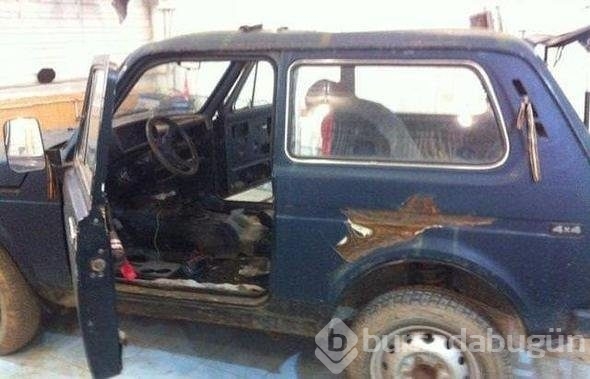 1000 liraya aldığı otomobili öyle bir hale getirdi ki