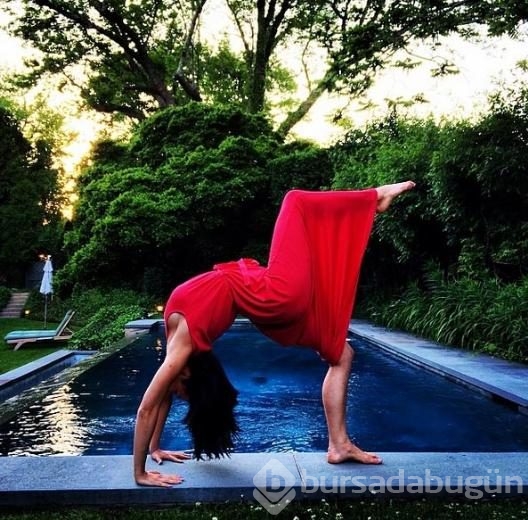 Onun için her yer yoga!
