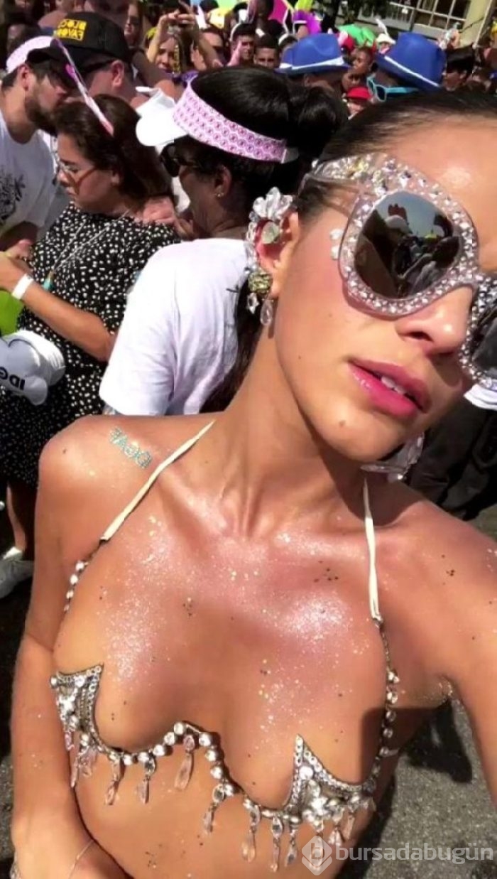 Neymar sevgilisi Bruna Marquezine