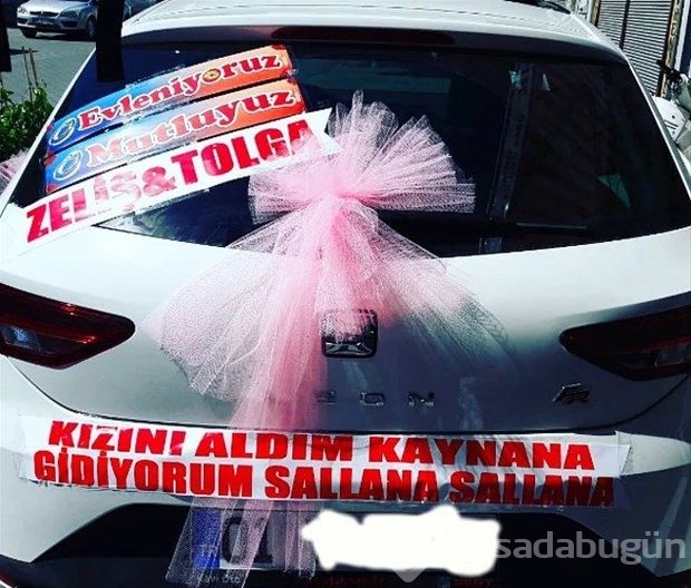 En komik araç yazıları