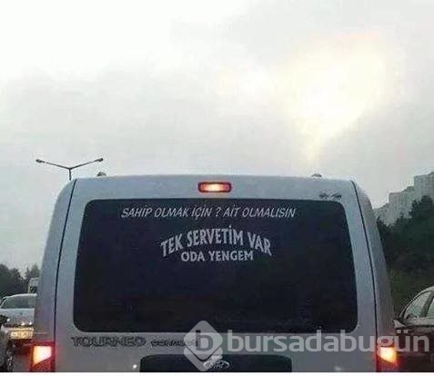 En komik araç yazıları