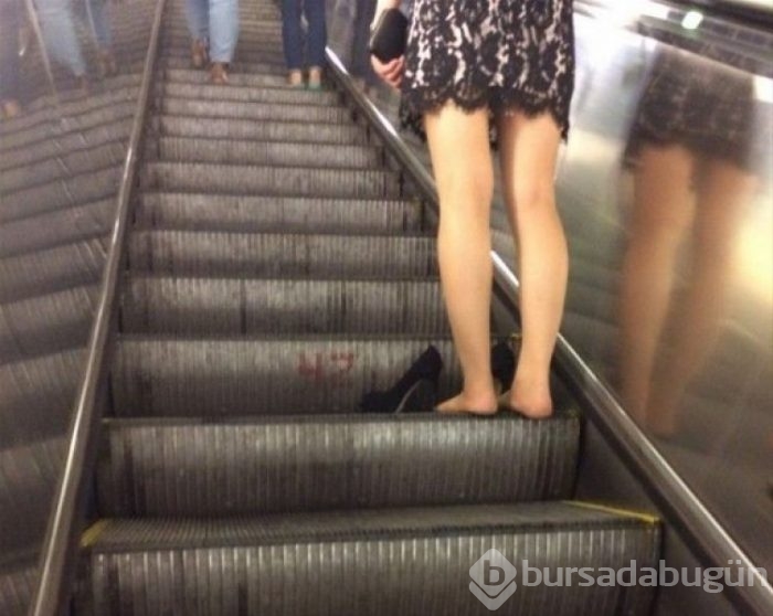 Metroda görüntülenen tuhaf kıyafetli yolcular