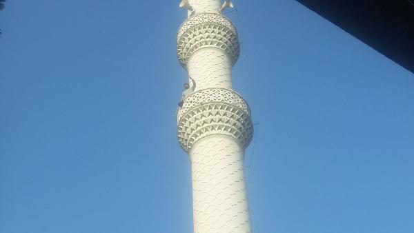 Bursa'da pompalı tüfekle minareye çıktı, ateş açtı