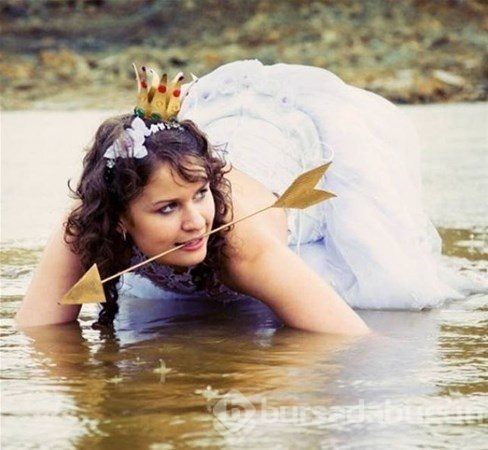 Rusya'dan tuhaf düğün fotoğrafları