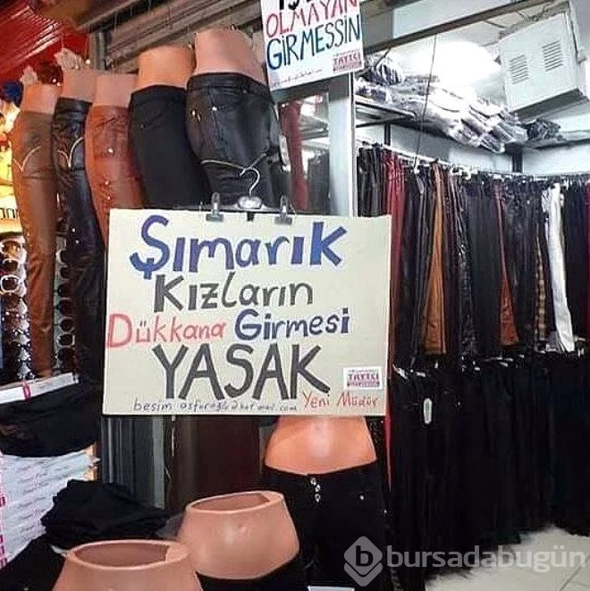 Klişe sorulardan sıkılan insanların önlem için astığı komik tabelalar
