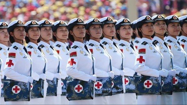 İşte Çin`in kadın askerleri