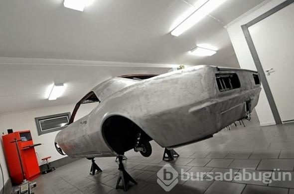 Adı efsaneler arasındaydı... Hurdaya dönen otomobilin son hali inanılmaz!