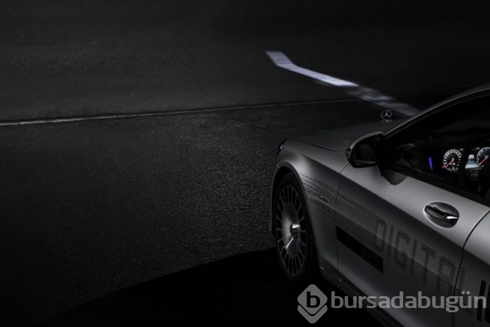 Mercedes akıllı far teknolojisiyle devrim yapmaya hazırlanıyor