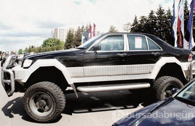 Mercedes akıllı far teknolojisiyle devrim yapmaya hazırlanıyor