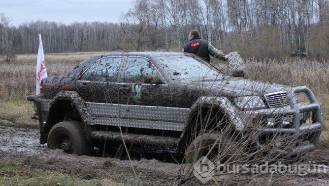 Mercedes akıllı far teknolojisiyle devrim yapmaya hazırlanıyor