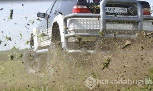 Mercedes akıllı far teknolojisiyle devrim yapmaya hazırlanıyor