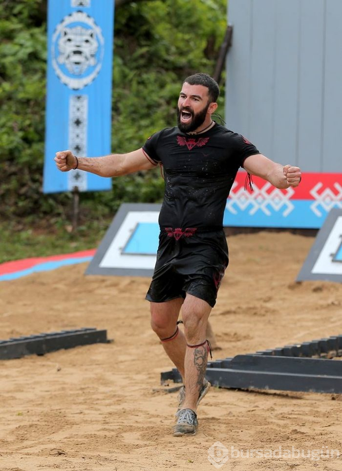 Survivor Turabi yaralandı (Altı dikiş)