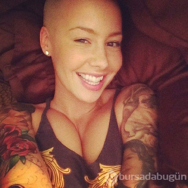 Amber Rose bildiğiniz gibi