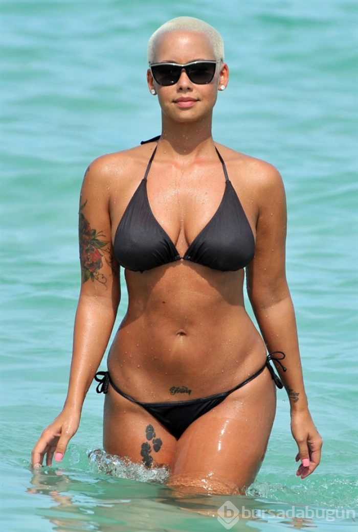 Amber Rose bildiğiniz gibi