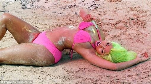 Nicki Minaj klibinden yeni kare