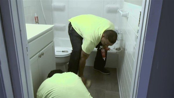 Evi 58 dakikada yenilediler