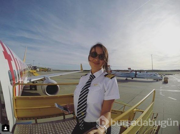 Instagram fenomeni Türk kadın pilotlar