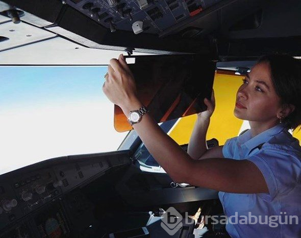 Instagram fenomeni Türk kadın pilotlar