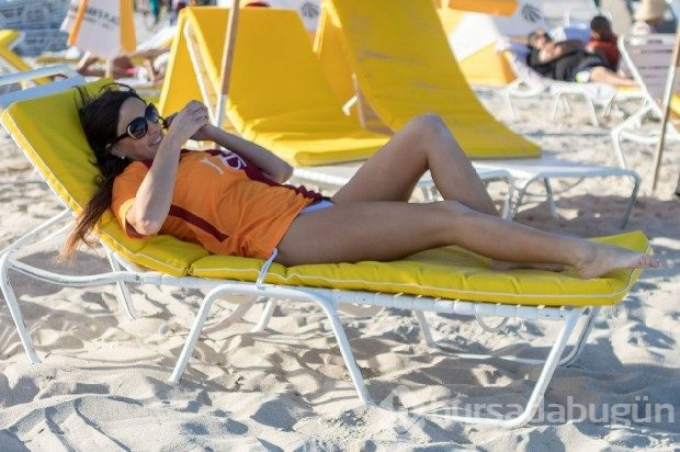 Claudia Romani, Galatasaray forması giydi!
