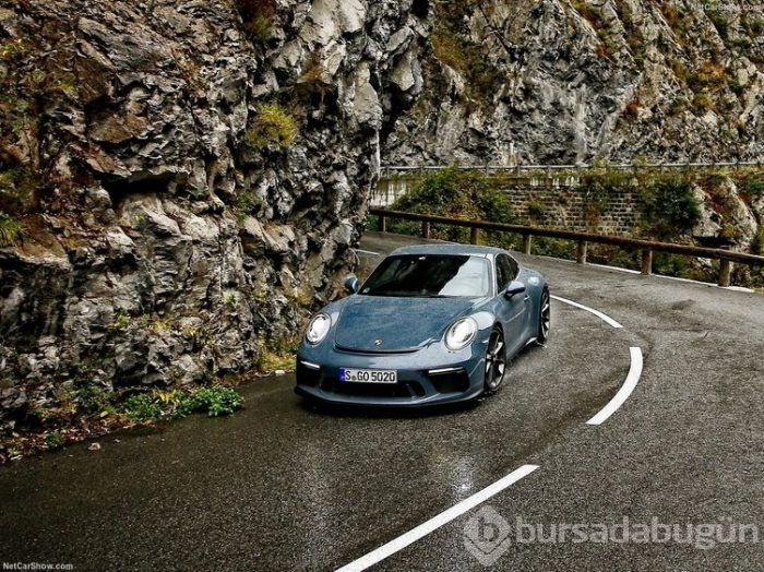 2019 Porsche Cayenne E-Hybrid