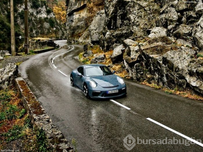 2019 Porsche Cayenne E-Hybrid