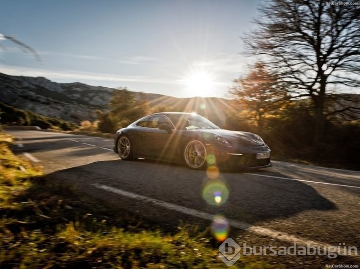 2019 Porsche Cayenne E-Hybrid
