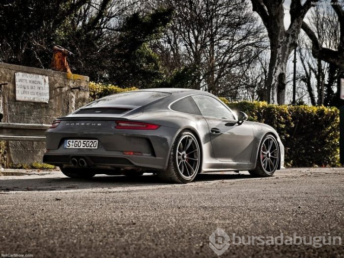 2019 Porsche Cayenne E-Hybrid