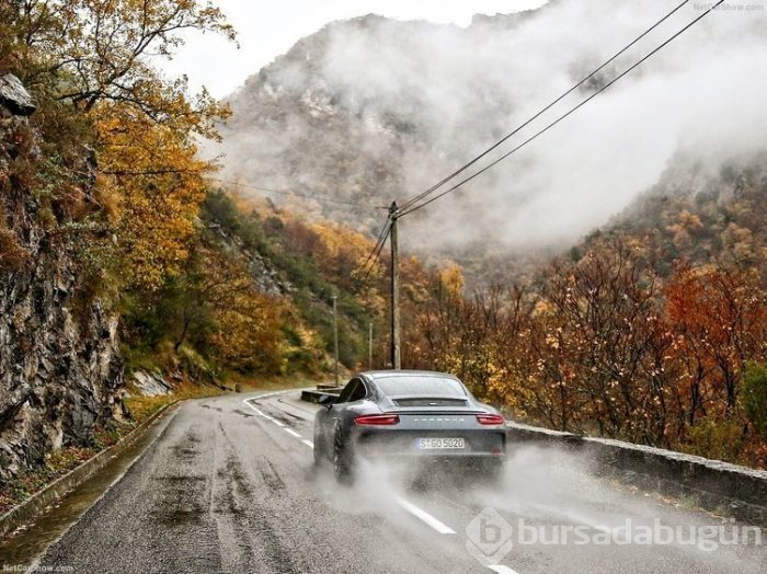 2019 Porsche Cayenne E-Hybrid