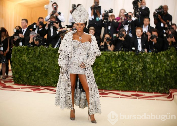 Met Gala 2018'in kırmızı halısında şıklık yarışı