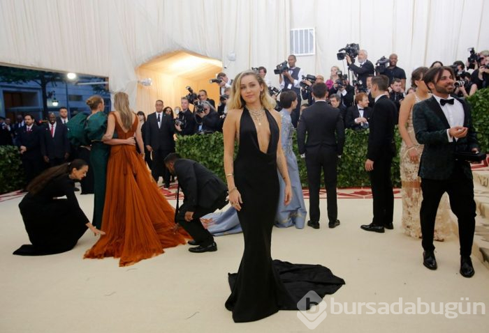 Met Gala 2018'in kırmızı halısında şıklık yarışı