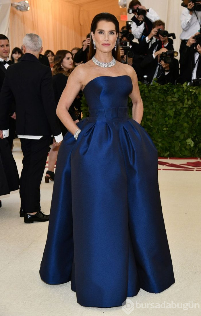Met Gala 2018'in kırmızı halısında şıklık yarışı