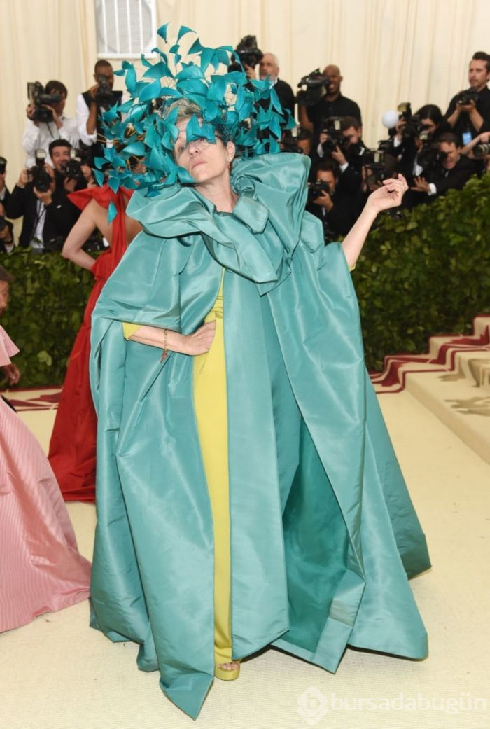 Met Gala 2018'in kırmızı halısında şıklık yarışı