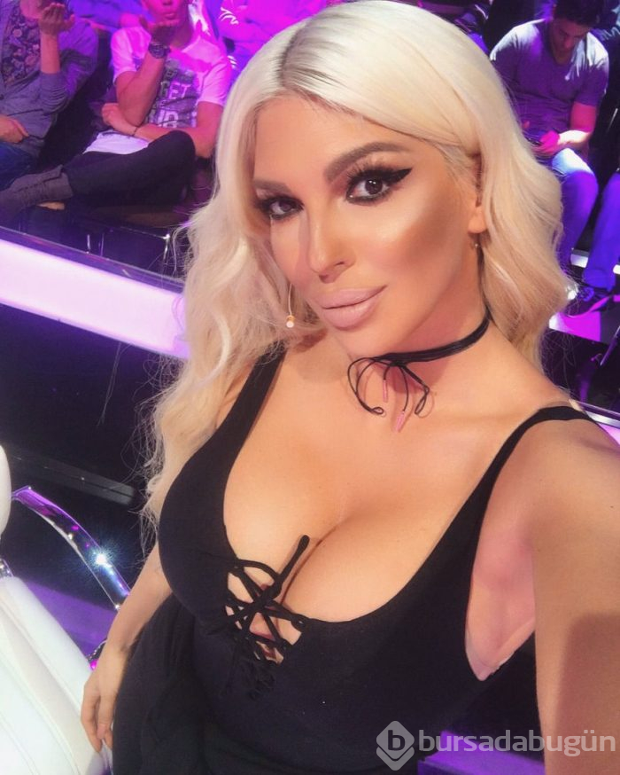 Jelena Karleusa'dan yine olay paylaşım!