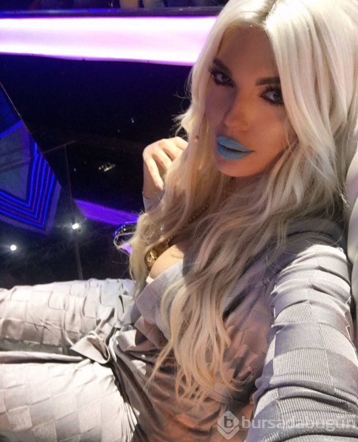 Jelena Karleusa'dan yine olay paylaşım!