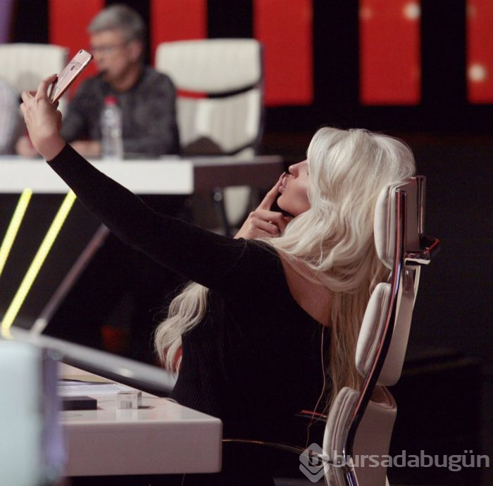 Jelena Karleusa'dan yine olay paylaşım!