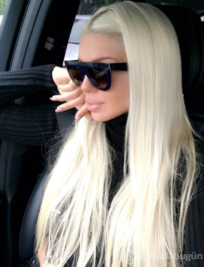 Jelena Karleusa'dan yine olay paylaşım!