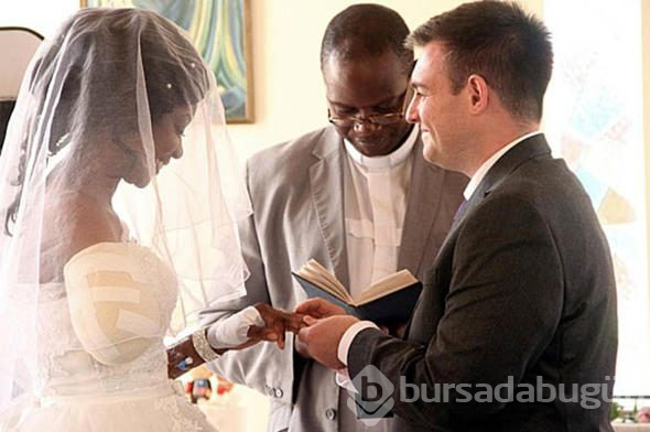 Düğünden önce gelinin kolu timsah yedi! Damat bunu görünce...