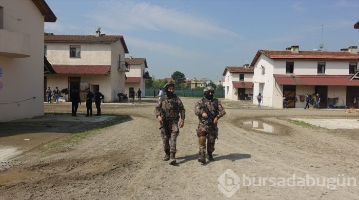 Bursa Osmangazi Hipodromu'na 900 polisle baskın!	
