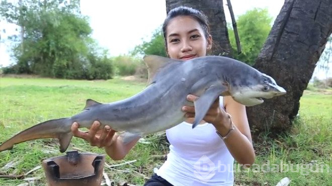 Nesli tükenmekte olan hayvaları avlayıp yiyen youtuber tutuklandı