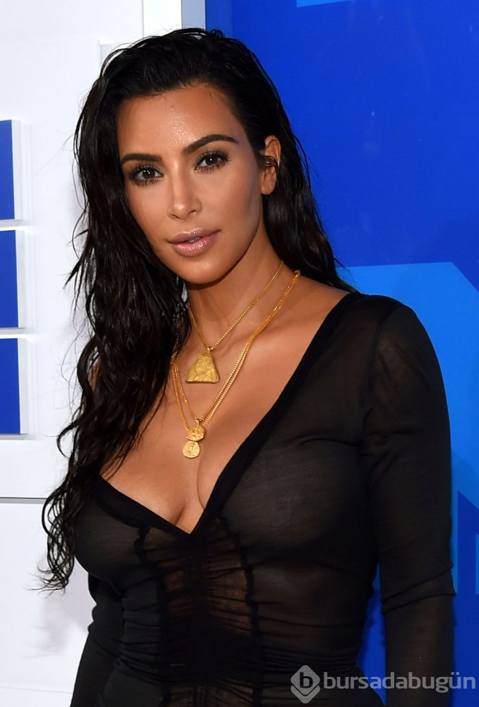 Kim Kardashian'dan bomba kalça itirafı
