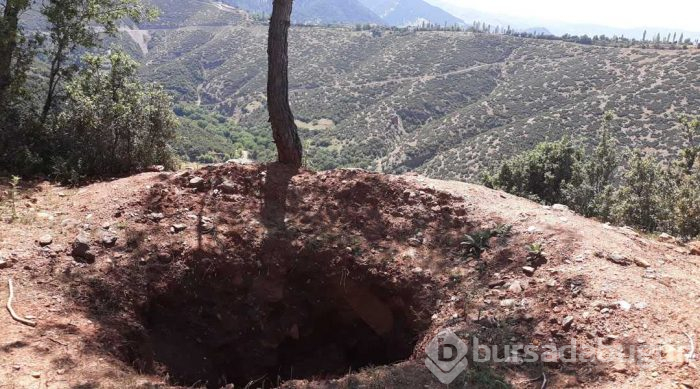 Define ararken esrarengiz yapı buldular