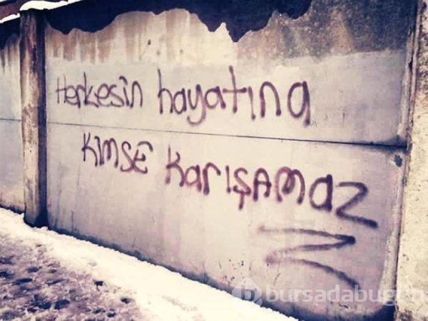 İlginç duvar yazıları